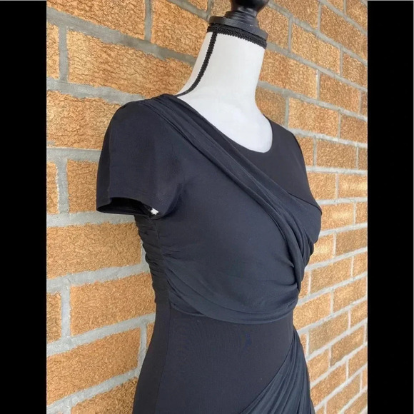 Alice and Olivia Short Sleeve Goddess Dress small - Picture 4 of 11